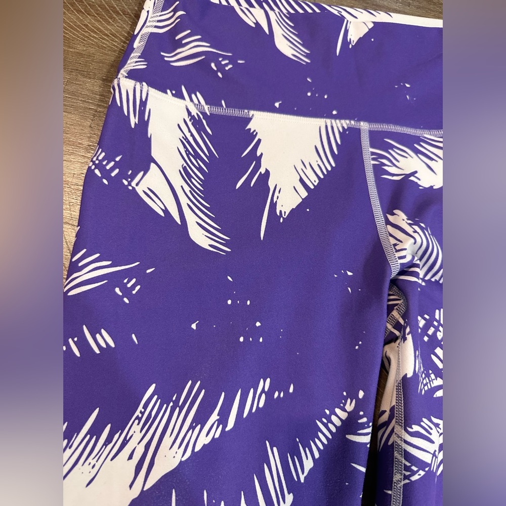 Fabletics High Waisted Printed Pureluxe Paradiso … - image 7